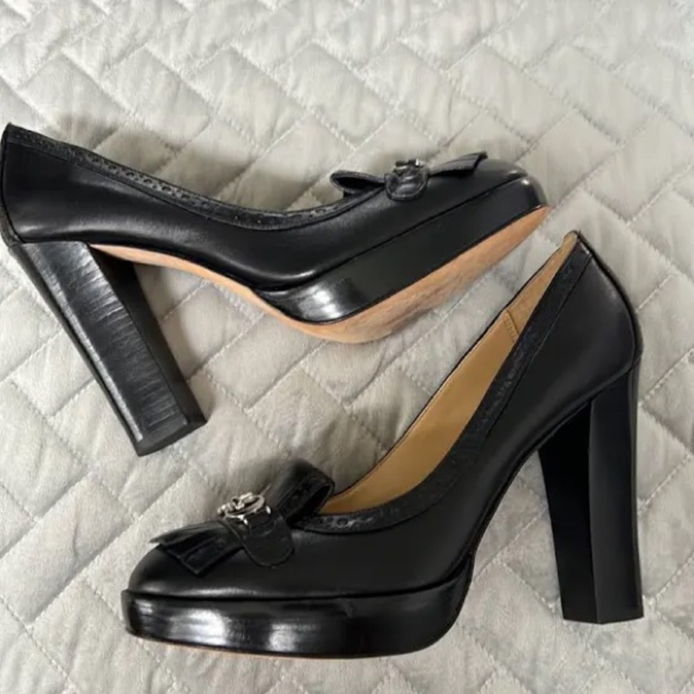 Like New Coach Leather Platform Loafer Heels SZ 6